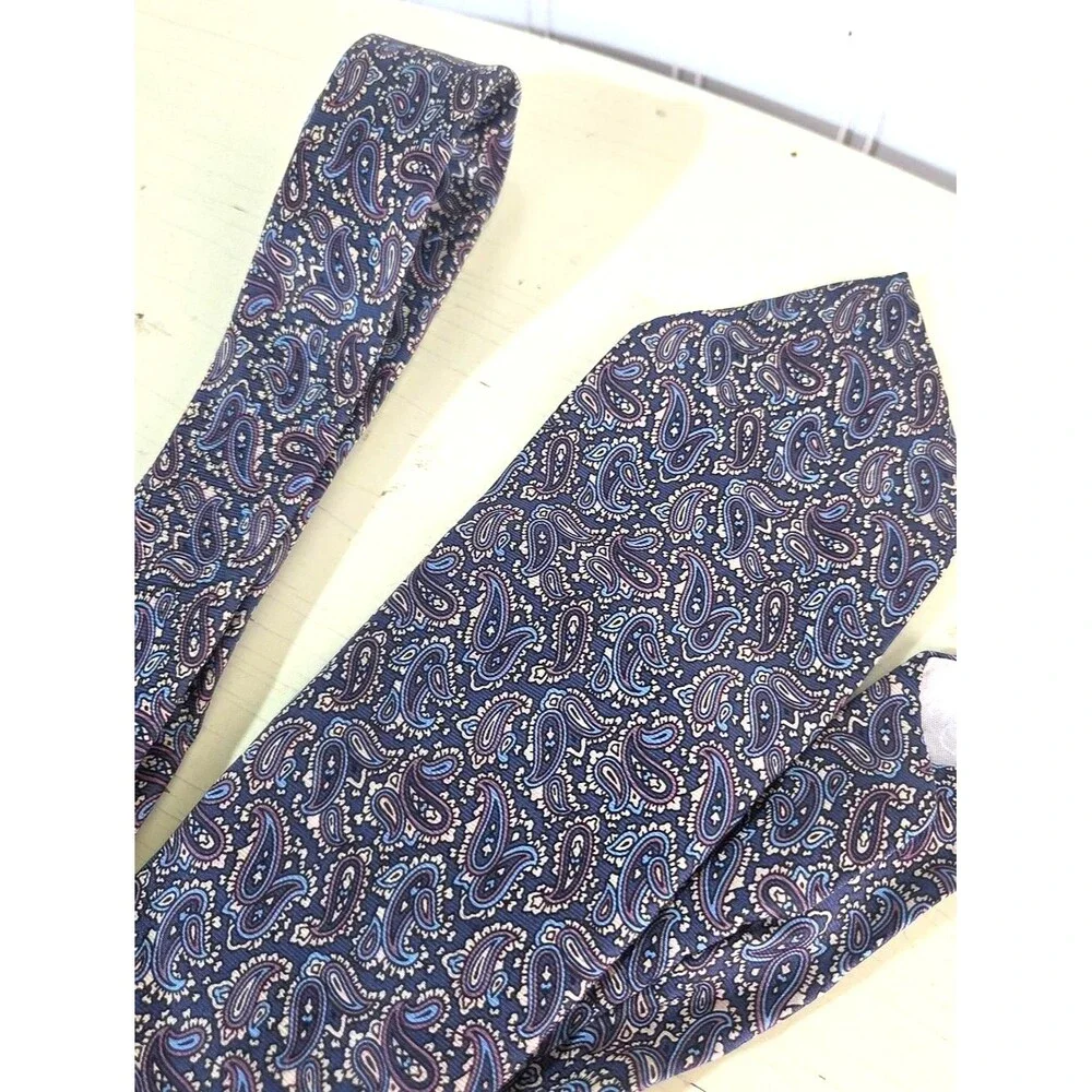 Christian Dior Silk Tie Blue Paisley Pattern Paris New York Designer Necktie